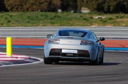 Vantage V12 6